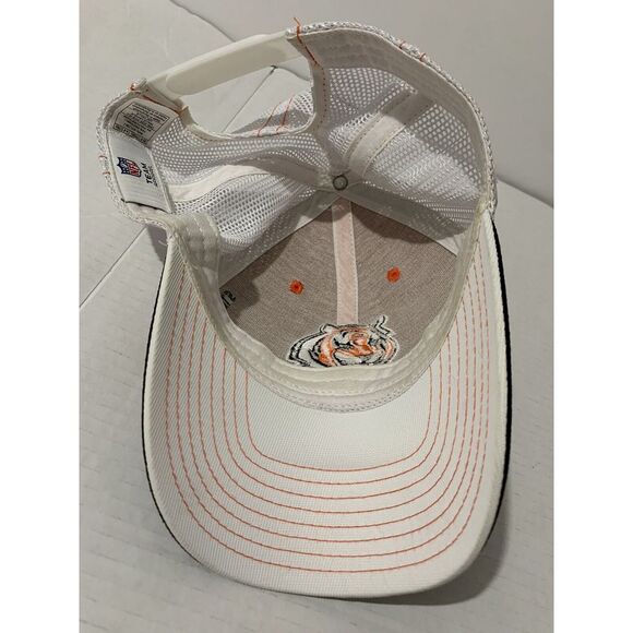 NFL Team Apparel Cincinnati Bengals Snapback Hat Black Orange White Mesh - Picture 7 of 7